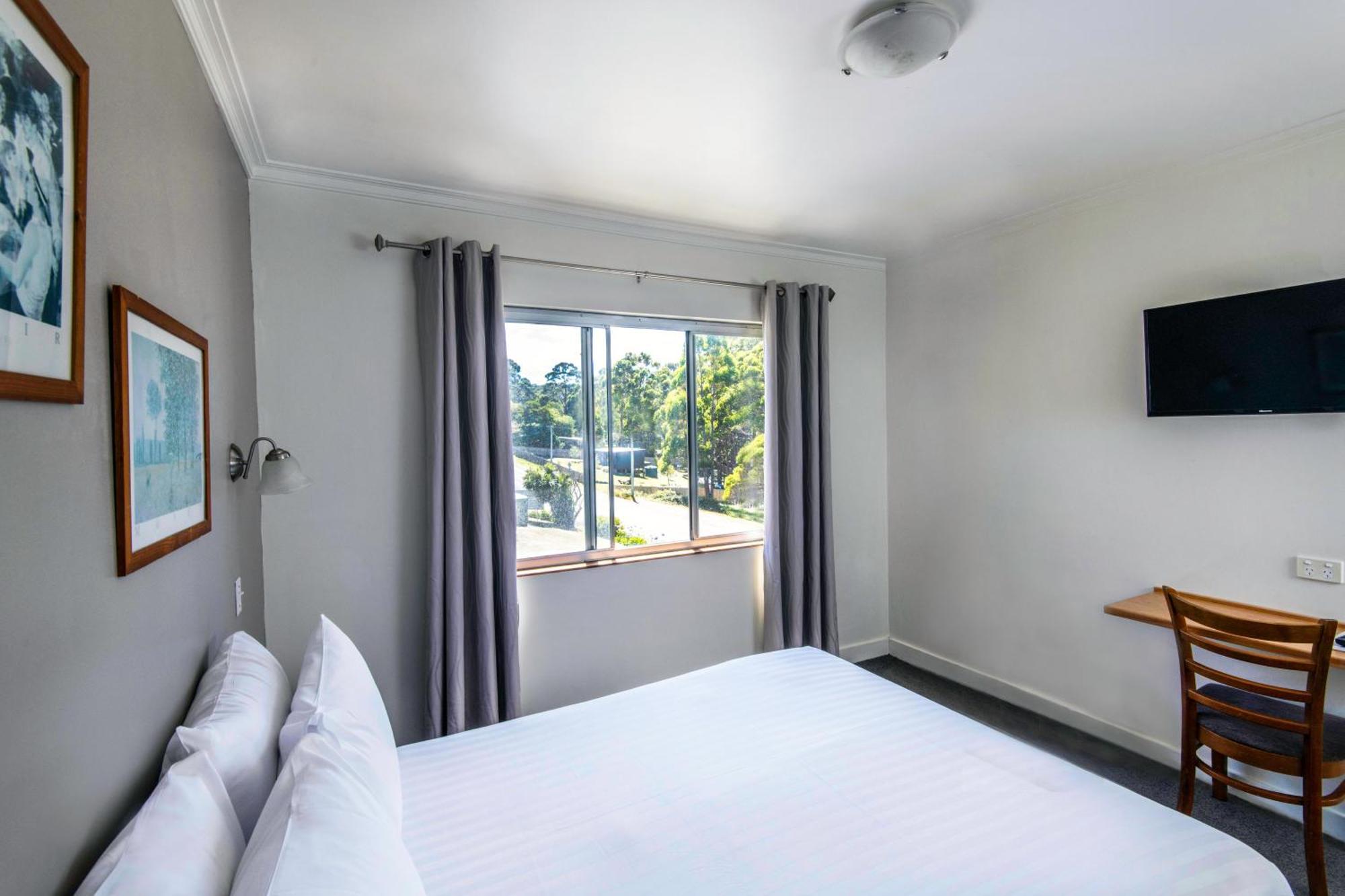 Lufra Beachside Hotel Eaglehawk Neck Esterno foto
