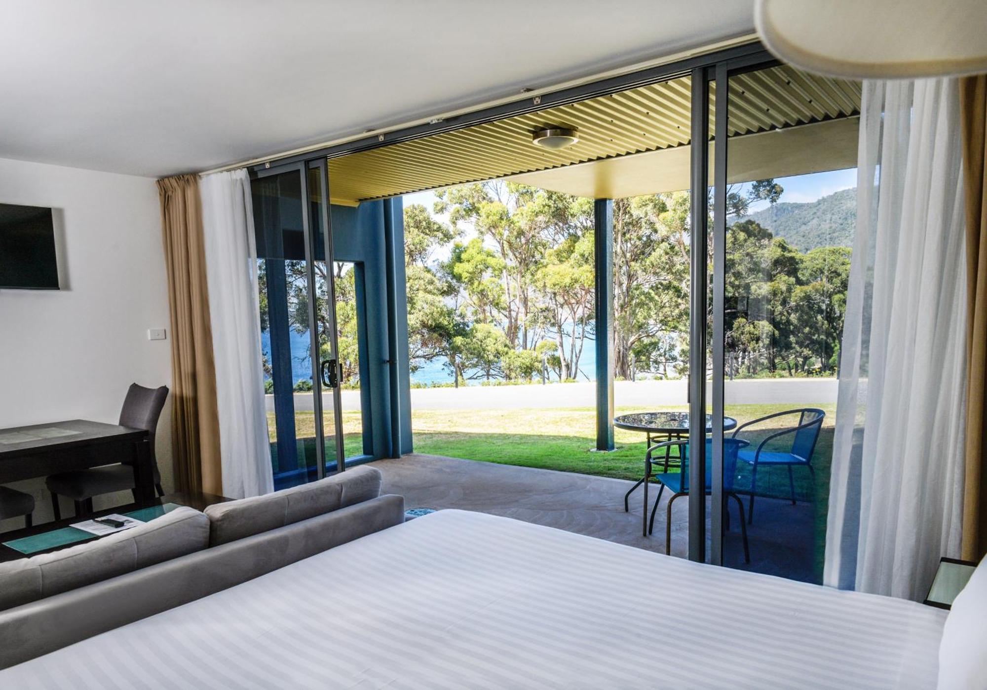 Lufra Beachside Hotel Eaglehawk Neck Esterno foto