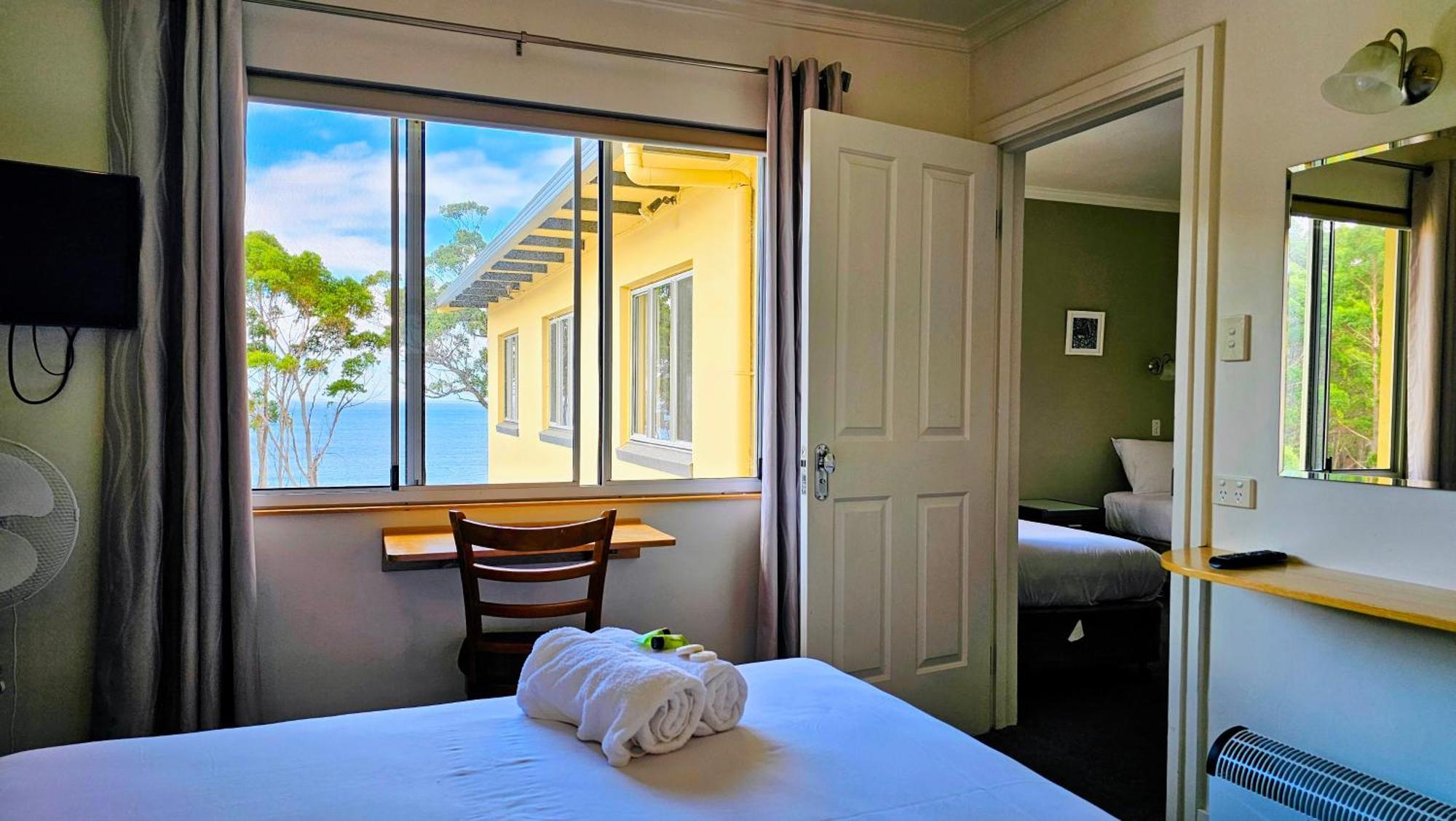 Lufra Beachside Hotel Eaglehawk Neck Camera foto