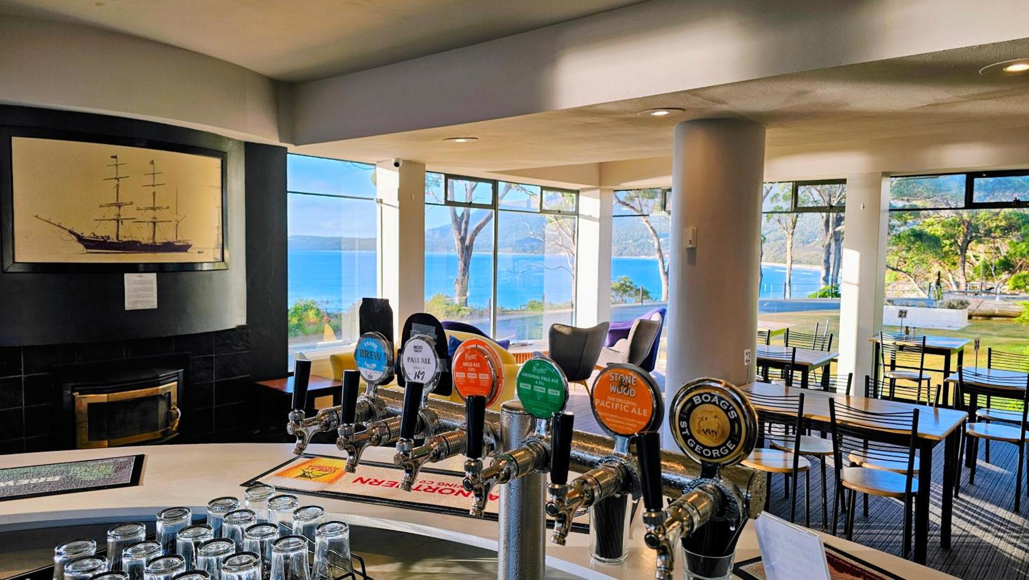Lufra Beachside Hotel Eaglehawk Neck Esterno foto